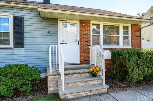601 Harrison Ave, South Plainfield, NJ 07080-3026