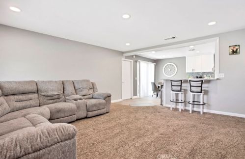 15733 Topango Rd, Victorville CA  92394-1372 exterior