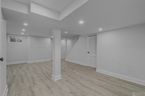154 Midland Pl, Newark NJ  07106-3311 exterior