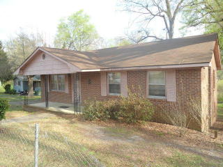 1020 Armstead St, Rockingham, NC 28379-3812