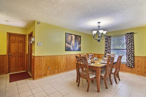4903 Myrtle Dr, Fort Pierce, FL 34982-7121