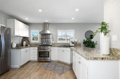 52190 Avenida Diaz, La Quinta CA  92253-3226 exterior