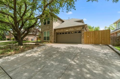 3108 Oak Meadow Dr, Lewisville TX  75028-7626 exterior