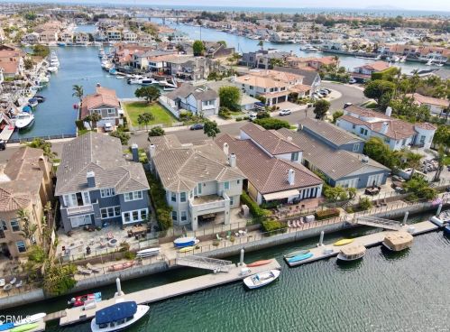 4157 Hemlock St, Oxnard CA  93035-1441 exterior