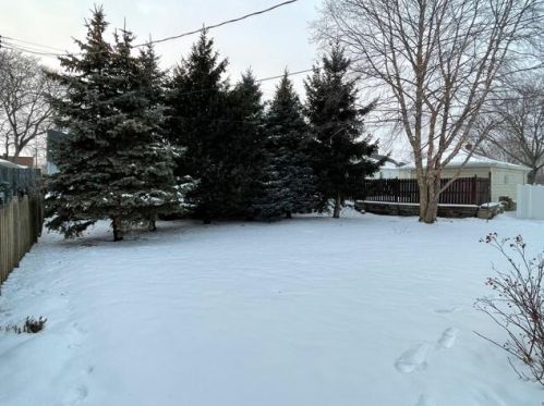 7714 35 Ave, Kenosha WI 53142-3940 exterior