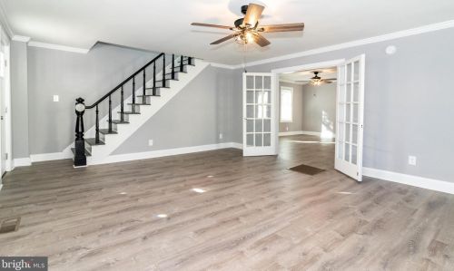 511 4th St, Laurel DE  19956-1506 exterior