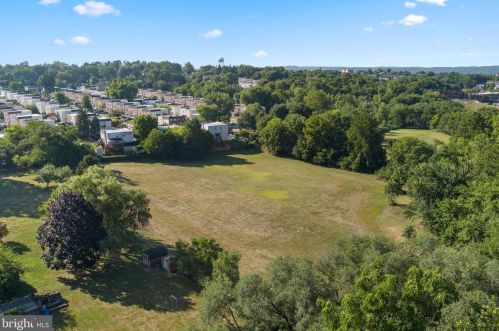 1615 High St, Norristown PA 19401-5130 exterior