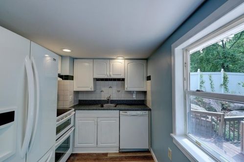 26 Mount Ave, Lincoln RI  02865-5142 exterior