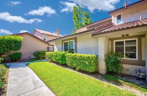 1034 Loma Vista Pl, Fullerton, CA 92833-2066