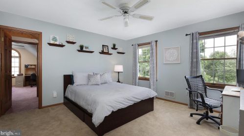 13 Woodside Ln, Flemington NJ  08822-3221 exterior