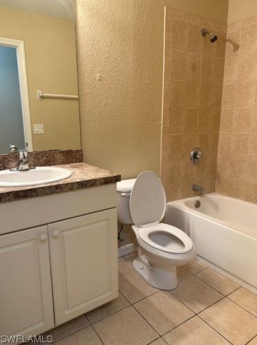 4106 24 St, Lehigh Acres FL 33976-3804 exterior