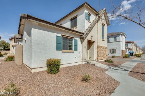 4644 Laurel Ave, Gilbert, AZ 85234-7851