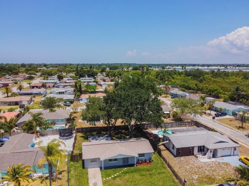 3427 Coldwell Dr, Tarpon Springs FL  34691-4836 exterior