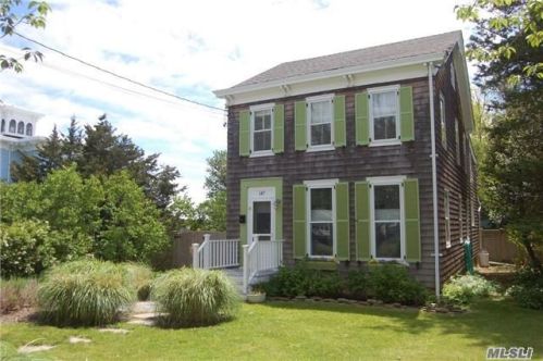 147 Bay Ave, Greenport, NY 11944-1403