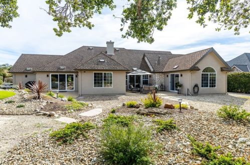 245 Plancha Way, Pismo Beach CA  93420-4611 exterior