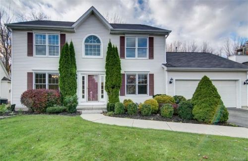 49 Brantley Ct, Amherst, NY 14068-1547