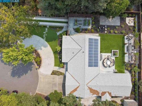 80 Willow Dr, Danville CA  94526-3517 exterior