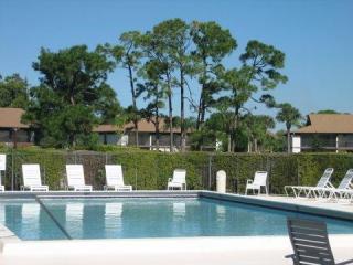 6560 Chasewood Dr, Jupiter FL  33458-5836 exterior