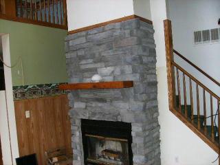 4915 Davis Rd, London, OH 43140-8686