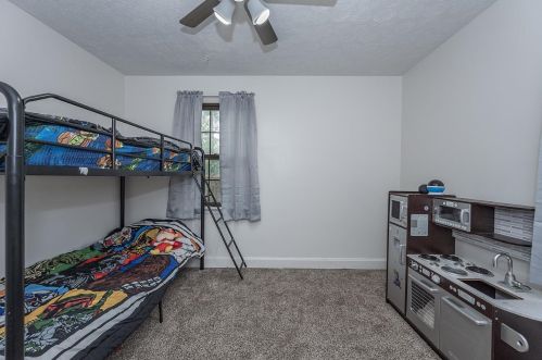 5531 Biscayne Ave, Cincinnati OH 45248-4225 exterior