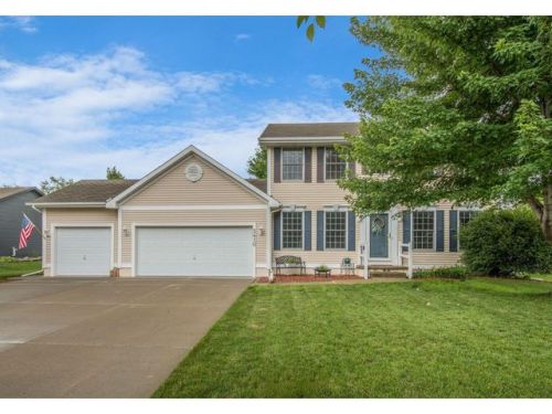 2410 School St, Ankeny, IA 50023-9002