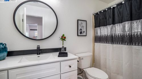 133 Kingswood Cir, Danville CA  94506-6051 exterior