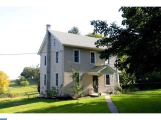 110 Wenger St, Lebanon, PA 17042-8608