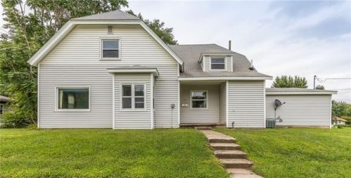 109 6th St, Zook Spur, IA 50156-1601