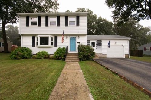154 Princeton Ave, Coventry RI  02816-7104 exterior