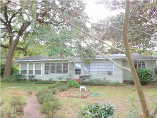2021 Point Legere Rd, Mobile AL  36605-2838 exterior