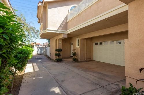 2603 Grant Ave, Redondo Beach, CA 90278-3886