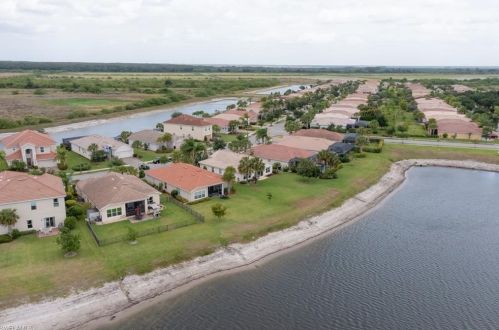 4470 Steinbeck Way, Ave Maria FL  34142-5012 exterior