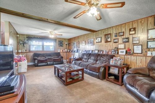 1532 Route 208, Washingtonville NY  10992-1916 exterior