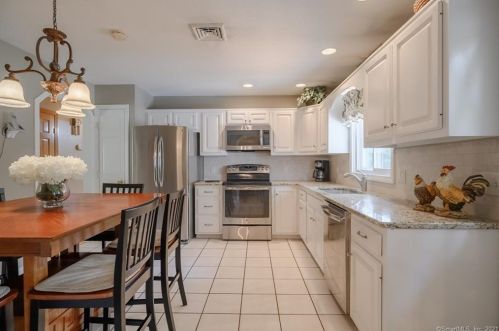 12 Birch Rd, Danbury CT  06811-3456 exterior