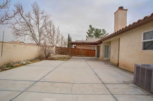 12719 Gifford Way, Victorville CA  92392-7430 exterior