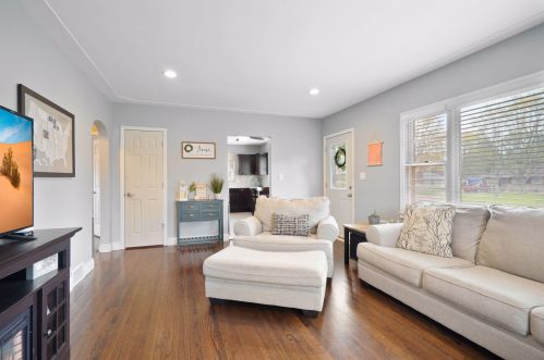 525 66 Ave, Minneapolis MN 55429-1619 exterior