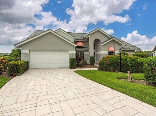 7208 Country Lake Cir, Naples, FL 34104-6001