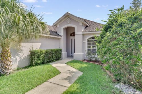 1709 Golfview Dr, Kissimmee, FL 34746-3840