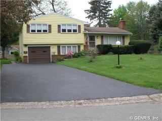 65 Woodgate Ter, Rochester, NY 14625-1732