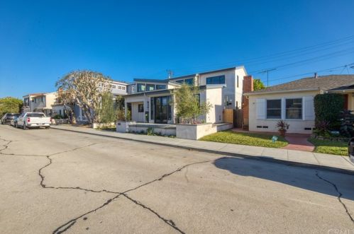 250 Ancona Dr, Long Beach, CA 90803-3601