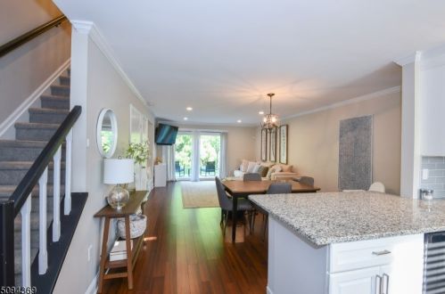 387 Gettysburg Way, Lincoln Park, NJ 07035-1838