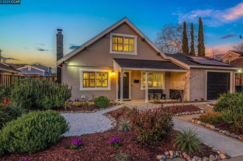 4163 Pickwick Dr, Concord, CA 94521-2735