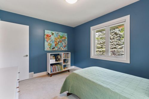 6812 Wooddale Ave, Minneapolis MN  55435-1635 exterior