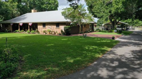 771 Campbell Rd, Fort Pierce, FL 34945-2107