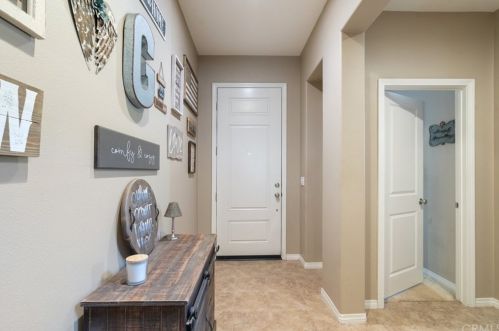 39114 Trail Creek Ln, Temecula CA  92591-7290 exterior