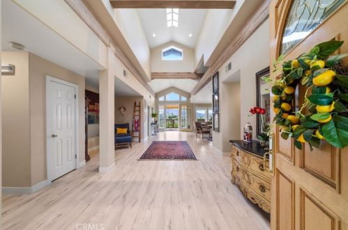 41777 Parado Del Sol Dr, Temecula CA  92592-8998 exterior