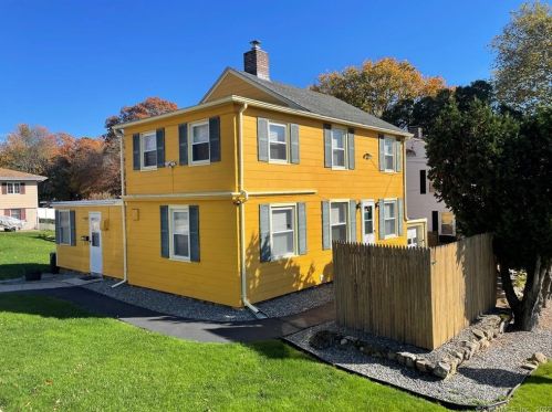 520 Long Hill Rd, Groton, CT 06340-4108