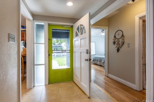2845 Iroquois Ave, Long Beach CA  90815-1509 exterior