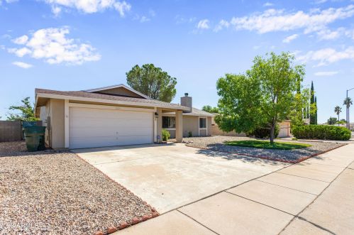 2231 Iris Dr, Sierra Vista, AZ 85635-6401