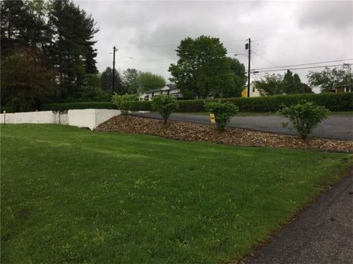 2450 Jodi Ave, Latrobe, PA 15650-3480